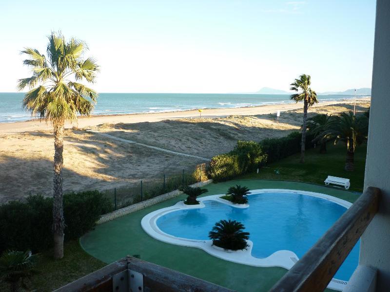 Apartamentos R.C. Deltamar I Playa De Xeraco Buitenkant foto